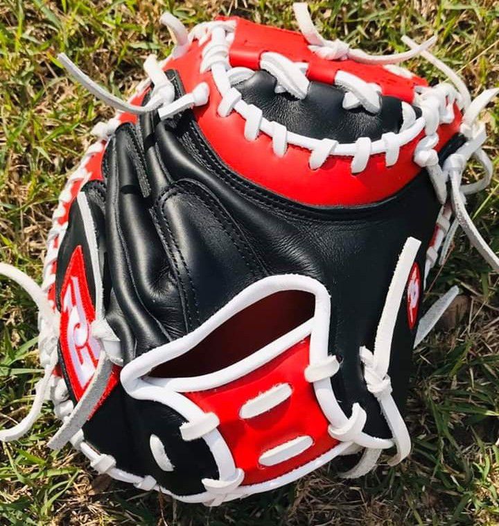 Professional leather baseball gloves
