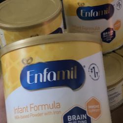 Baby formula / formula de Bebe