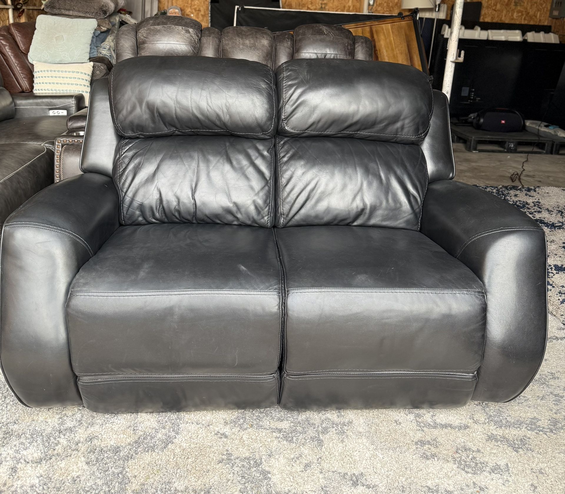 ELEGANT BLACK ITALIAN LEATHER POWER RECLINING SOFA