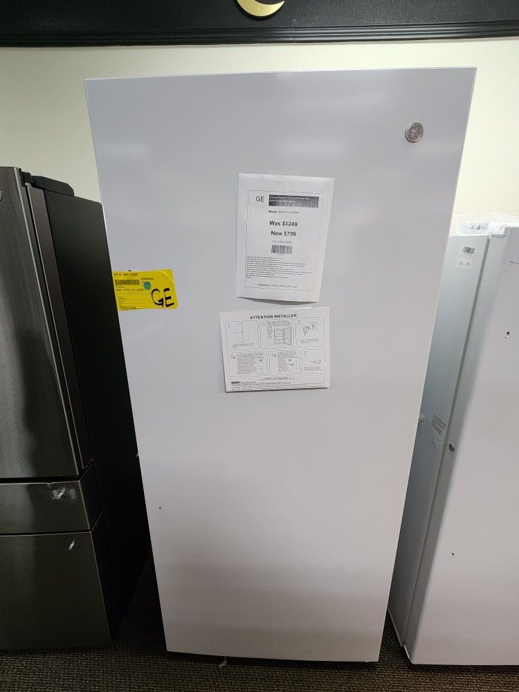 Garage Ready 21.3 cu.ft.Frost Free Defrost Upright Freezer