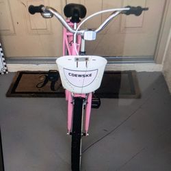 Girls Pink Cruiser Bike