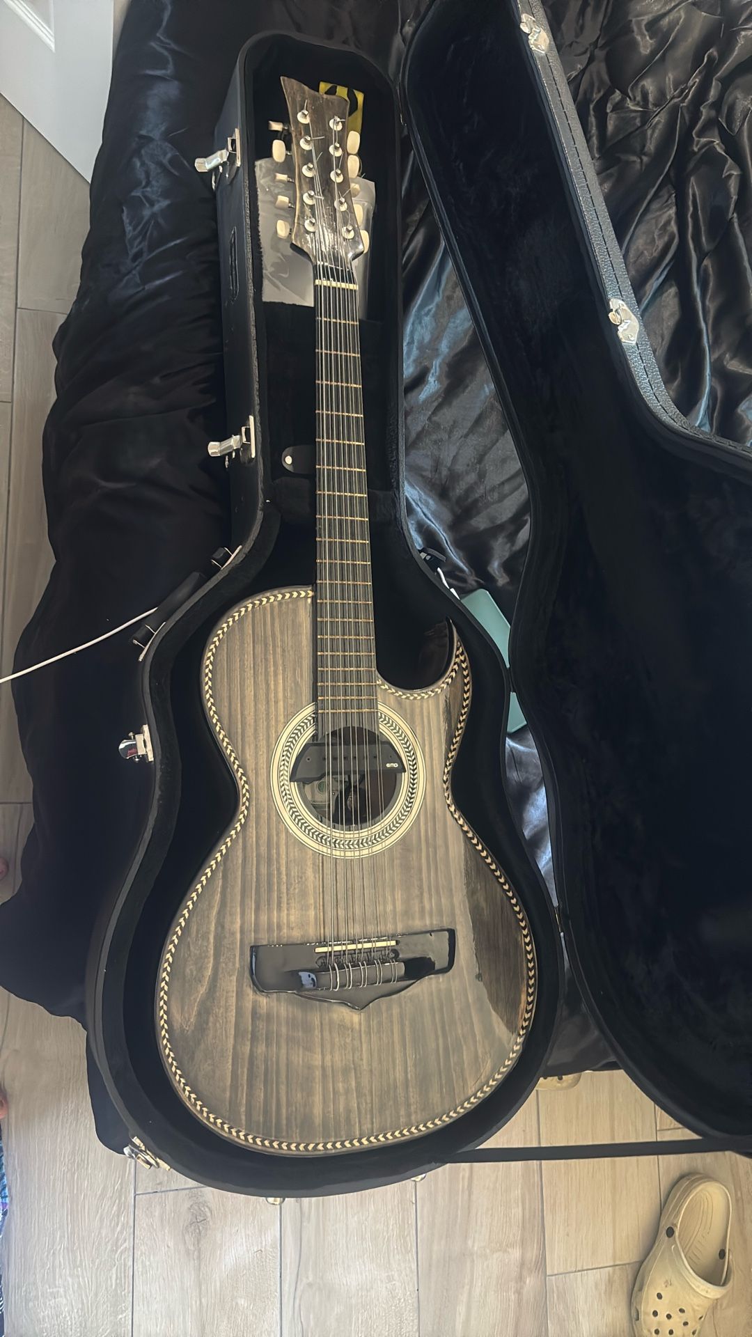 BAJO QUINTO