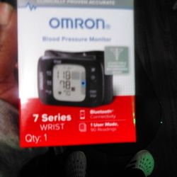 Omron 7 Series Wrist Blood Pressure Monitor Wireless Bluetooth