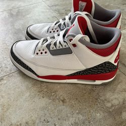 Size 9.5 Men’s Nike Air Jordan 3 Retro Fire Red CLEAN