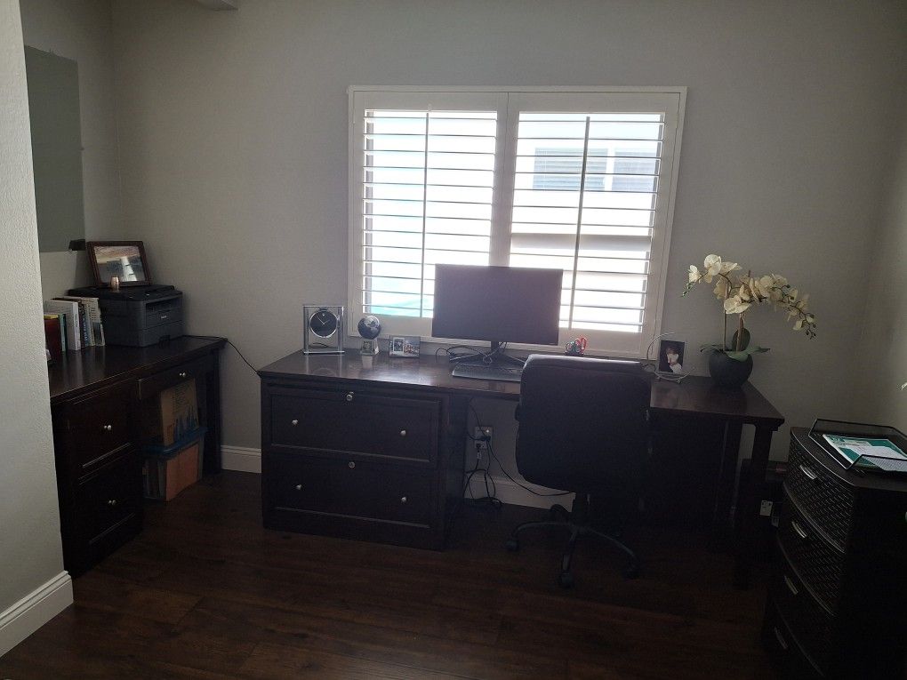 Office Furniture Desk And Chair