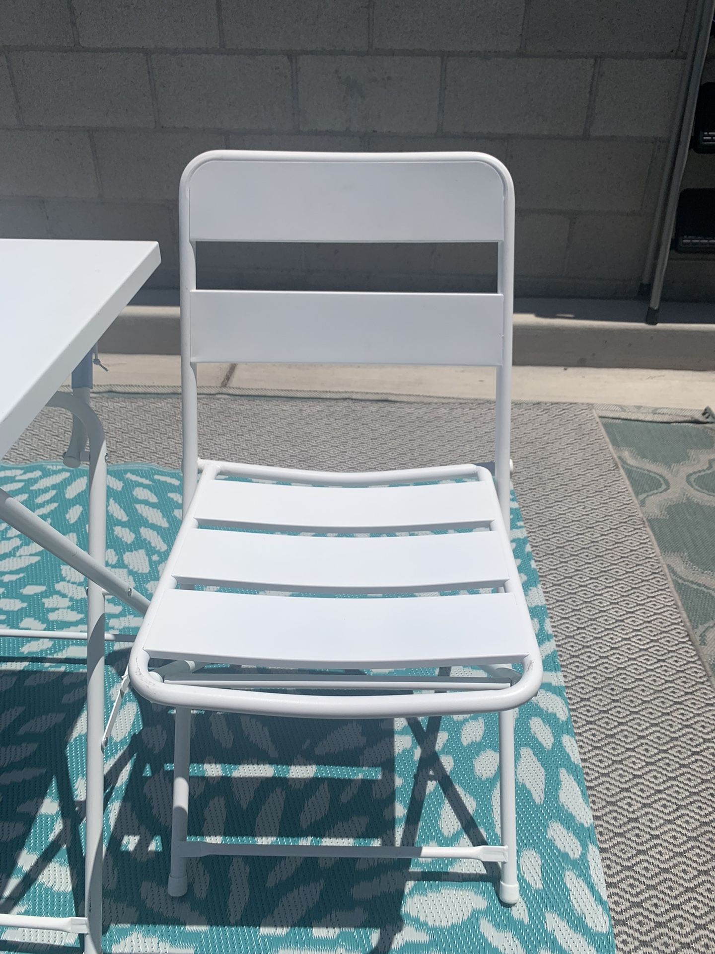 White Metal Folding Chair And Table Set for Sale in Las ...