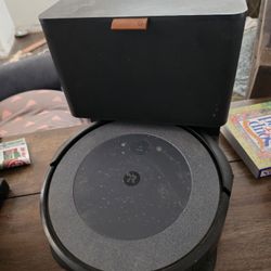 Roomba Robot i5 Combo 