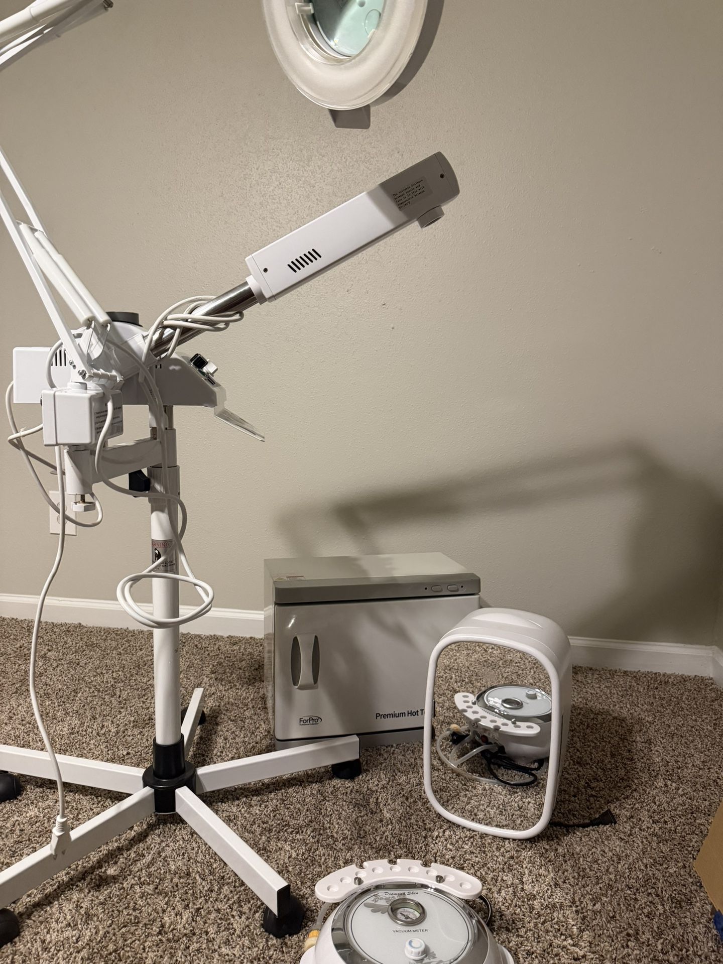 Spa Esthetician Equipment