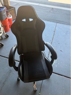 Gaming chair