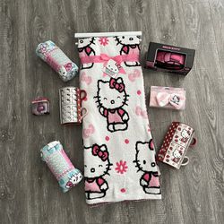 Hello Kitty Blanket Bundle