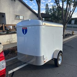 4x6 In Closed Trailer