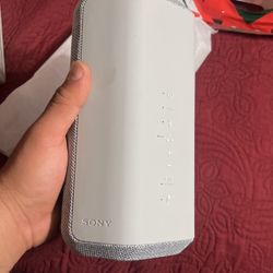 Sony Xe300 Speaker