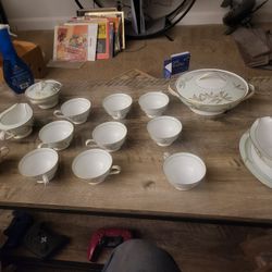 Chyna Set From The 50s