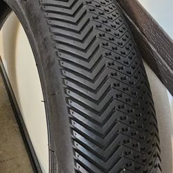 Super 73 Tire , Like New 