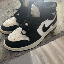 Boys Black And White Air Jordans 1 