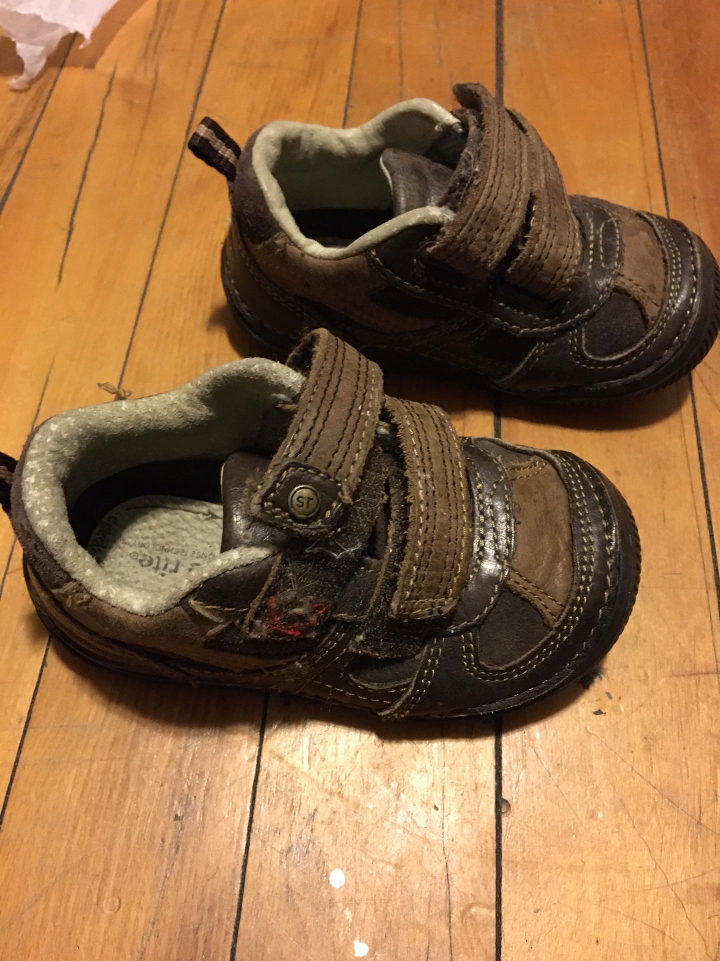 Toddler size 5.5 shoes