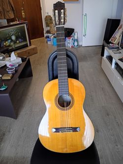 Yamaha CG-150SA Classical Acoustic Guitar