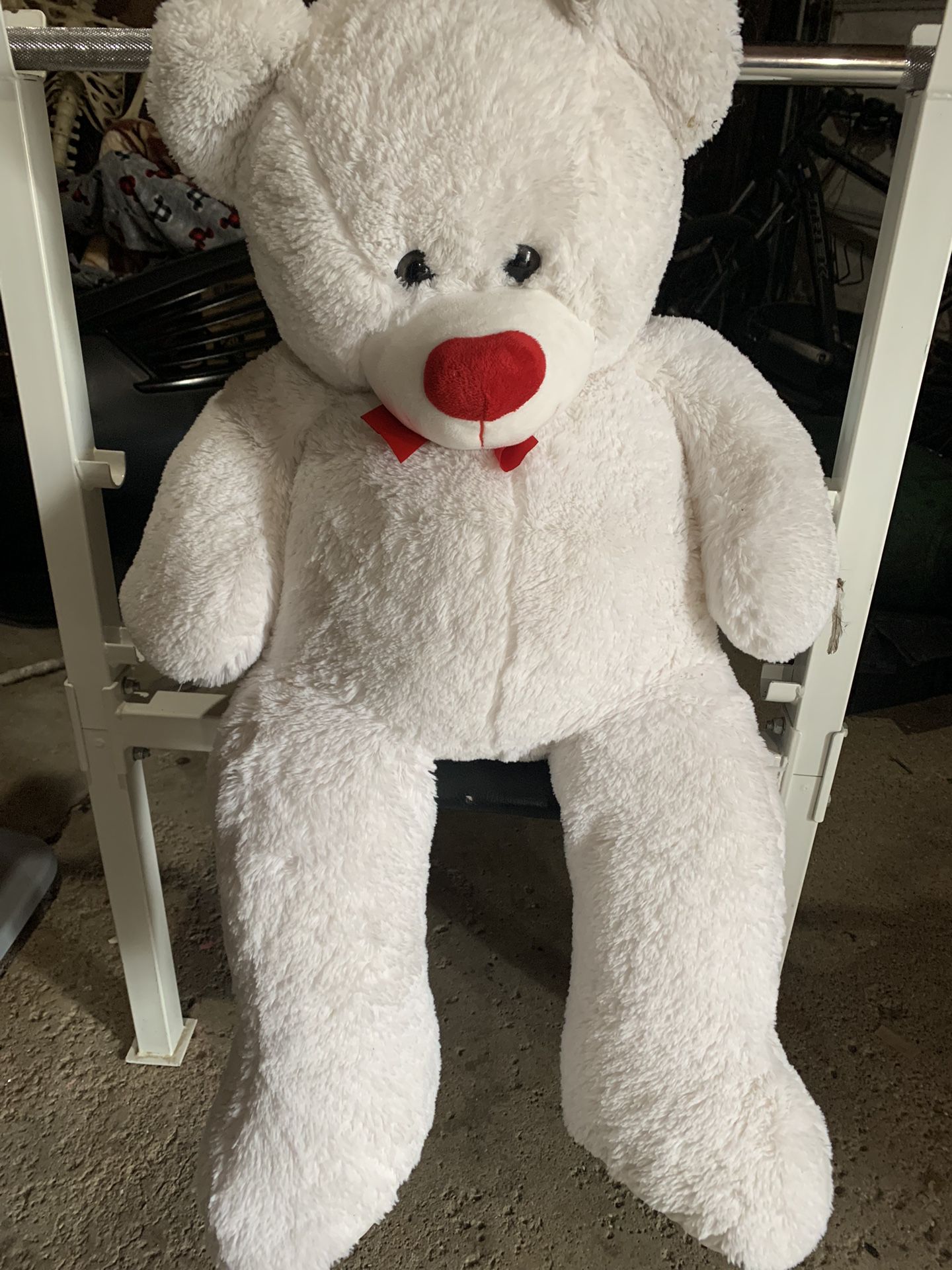 XL white v day teddy bear