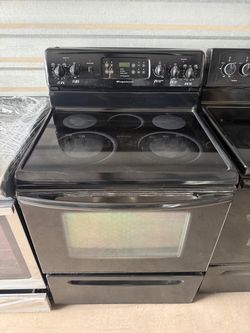 30’’ Convection Frigidaire oven range / electric stove