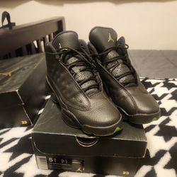 Retro Jordan 13 Altitude Green 5.5y