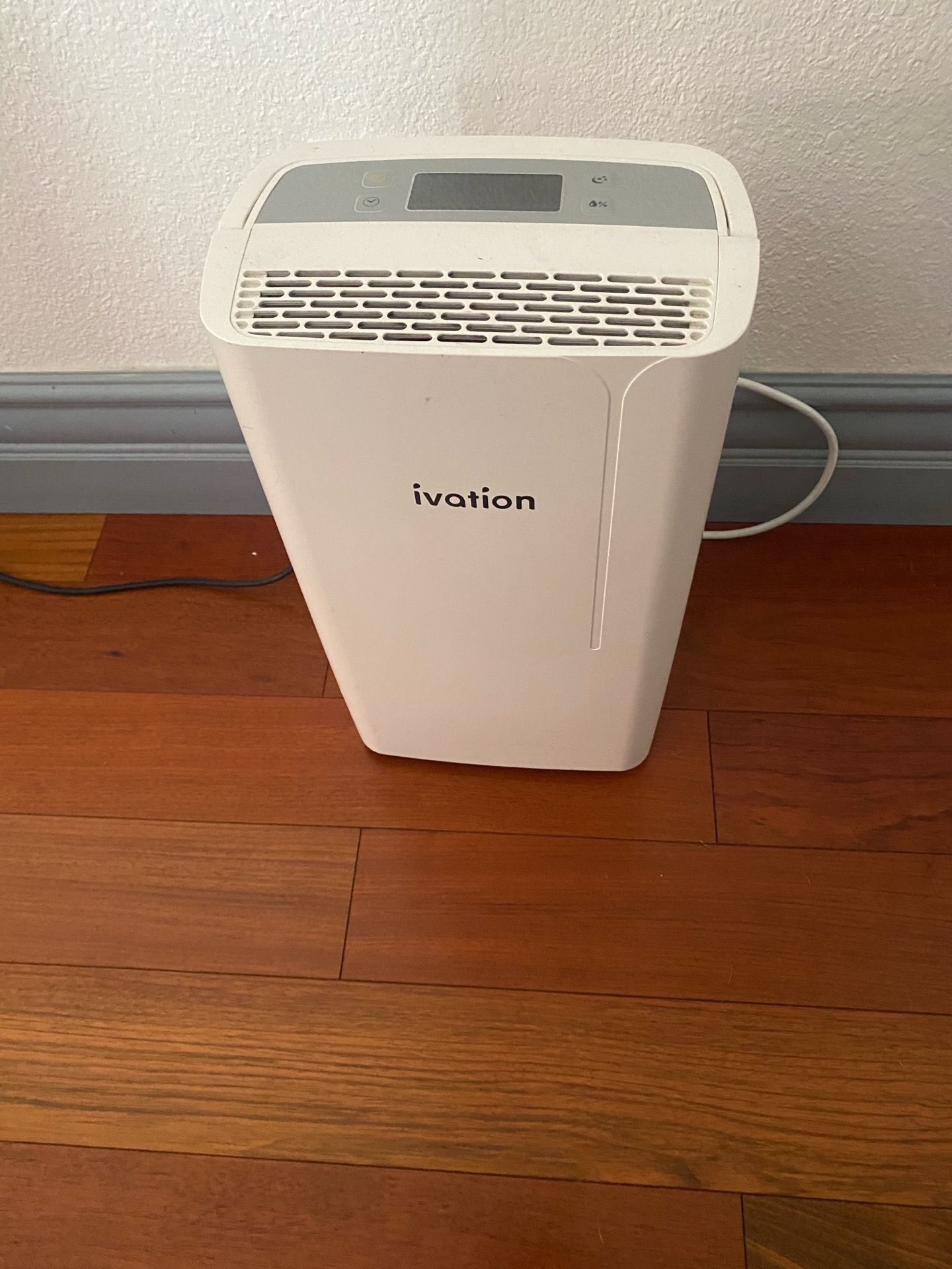 Ivation-Dehumidifier
