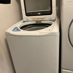 Frigidaire Large Capacity Washing Machine. 