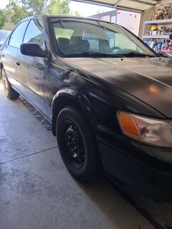 2000 Toyota Camry