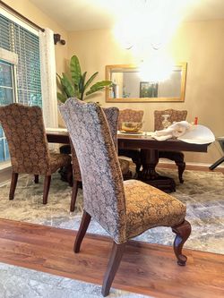 6 Dinning chairs