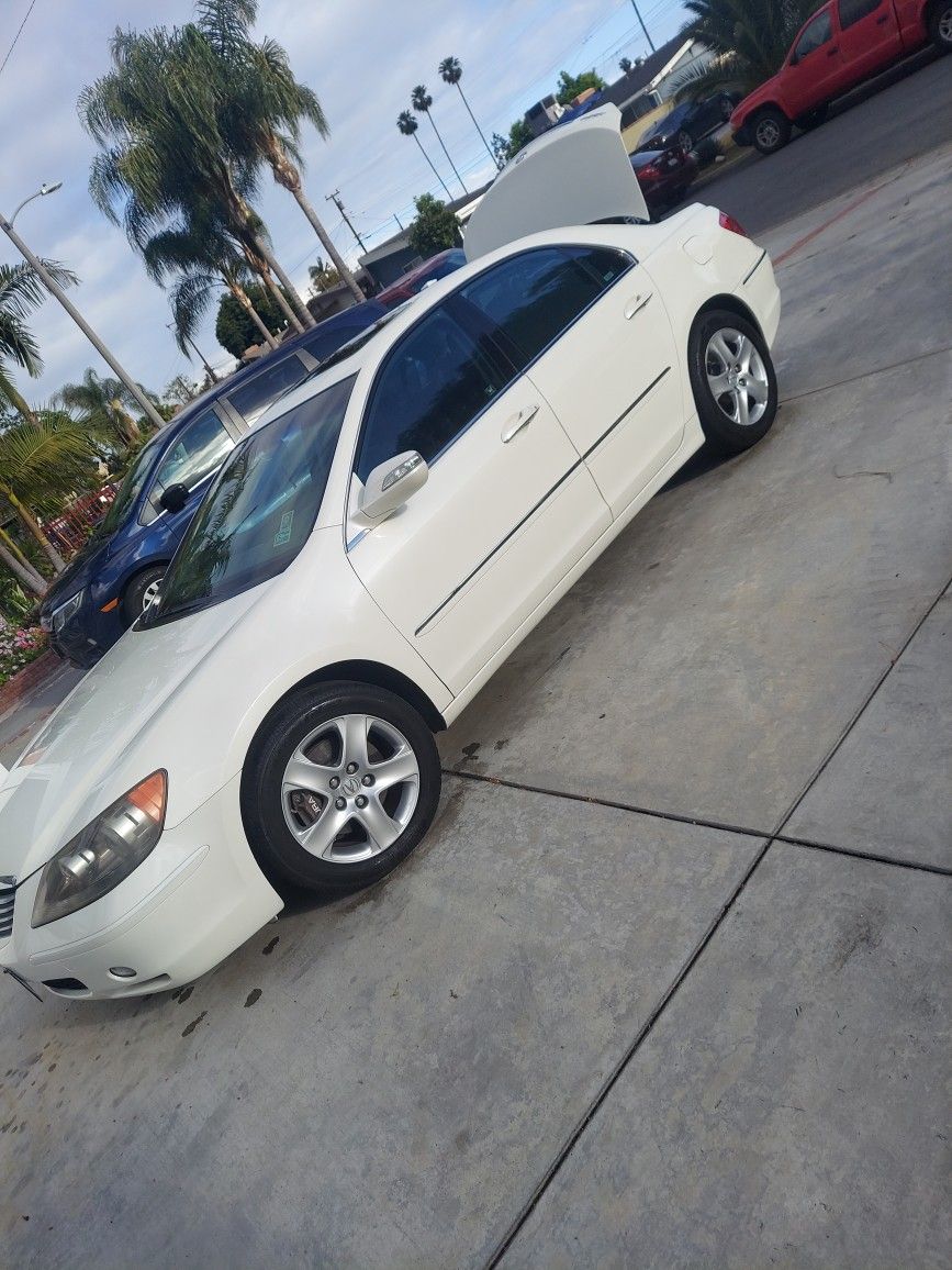 2009 Acura RL