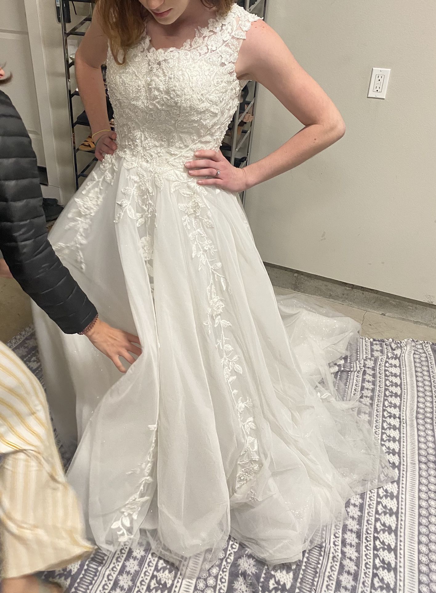 Custom Made WEDDING DRESS 6/7