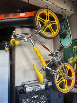Mongoose bike