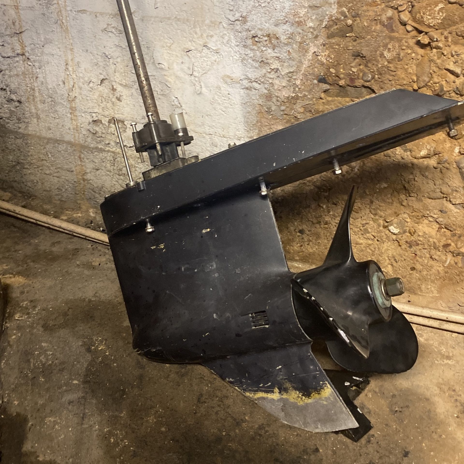 Force 125hp Lower Unit