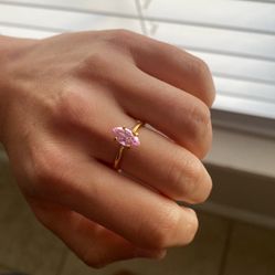 Elegant Pink And Gold Ring