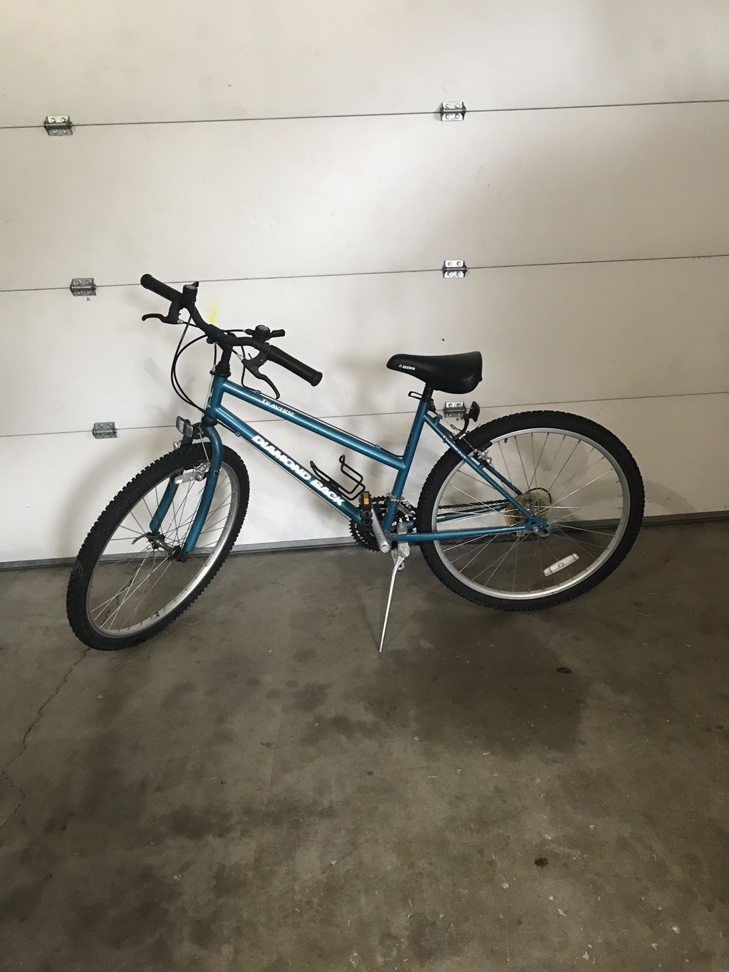 Girls Bicycle - Diamond Back bike