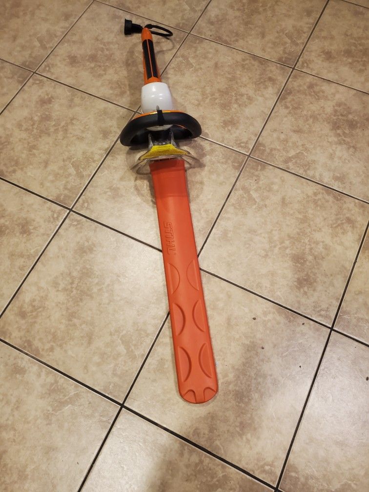 STIHL HSE 70 24 in. Electric Hedge Trimmer Tool