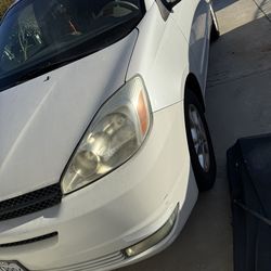 2005 Toyota Sienna