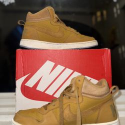 Nike Court Boys Shoes Wheat Brown Size 5.5