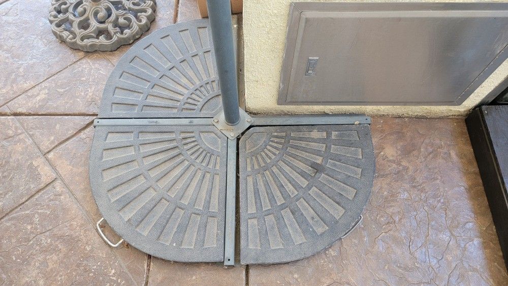 Umbrella Stand And Wedge Metall Weights