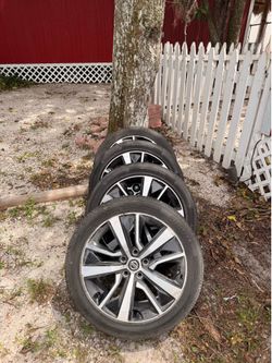 2021 Nissan Maxima 18” Wheels and Tires. 245/45/18