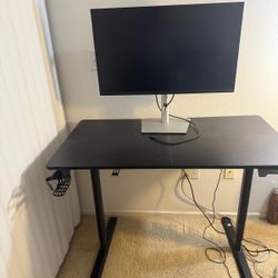 Dell 32 Inch Monitor In Great Condition 