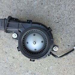 2012-15 Honda Civic Hybrid Rear Battery Cooling Fan Blower Motor 1J810-RW0-0031