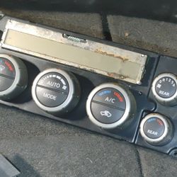 Nissan Temp Control