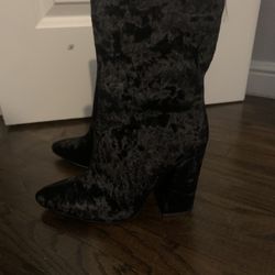 Black Velvet Boots 