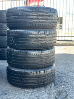 SET OF TIRE 215 55 16 BF GOODRICH 85% LIFE