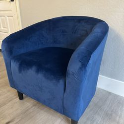Velvet Blue Accent Chair