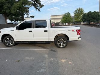 2019 ford f150 STX crew cab 5 1/2