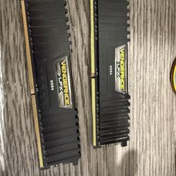 Corsair Vengeance DDR4 RAM – 32GB Total (2x16GB)