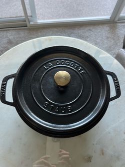 STAUB 4QT ROUND COCOTTE Matte Black NEW