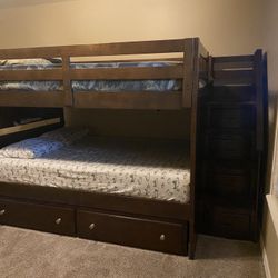 Solid Wood Bunk Bed With Trundle/ Storage