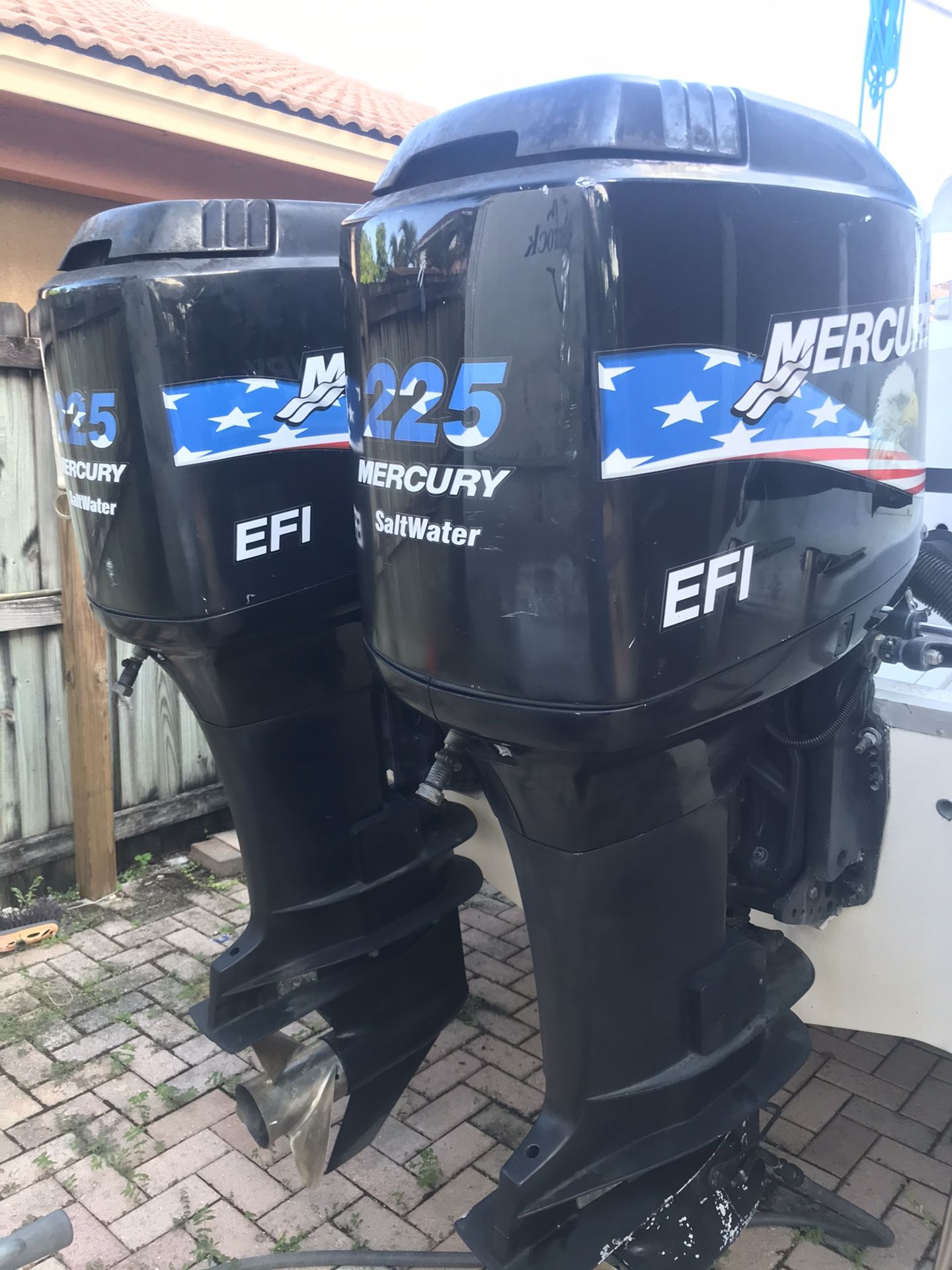 Pair or twin mercury 225 efi ,,,,,,(1999) for Sale in